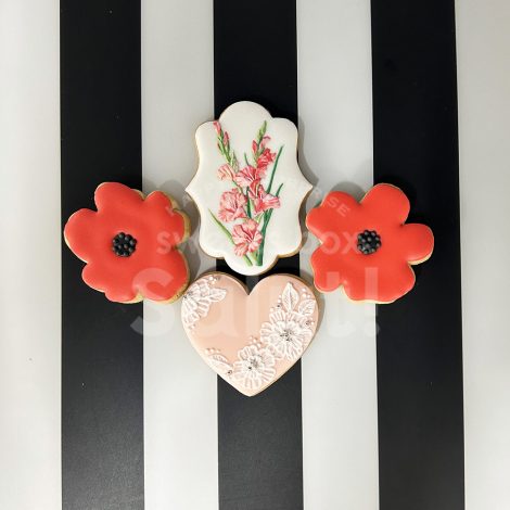 可憐なお花のアイシングクッキー1