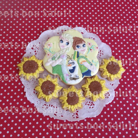 アナと雪の女王-エルサのサプライズ-のアイシングクッキー2
