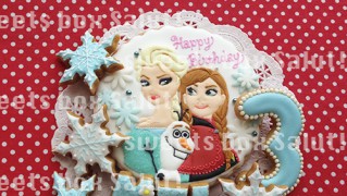 「アナと雪の女王」アナ、エルサ、オラフのお誕生日用アイシングクッキー