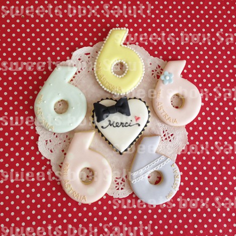 ネイルサロン6周年記念品のアイシングクッキー | sweets box Salut!