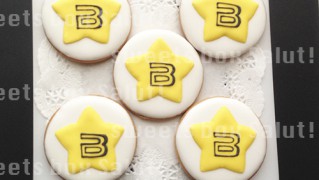 BIGBANGロゴのアイシングクッキー