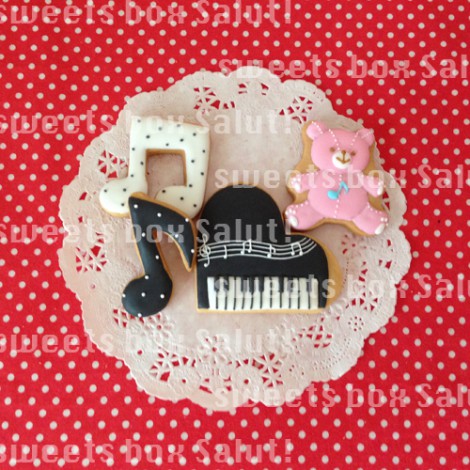 音楽とひまわりのお誕生日用アイシングクッキー Sweets Box Salut