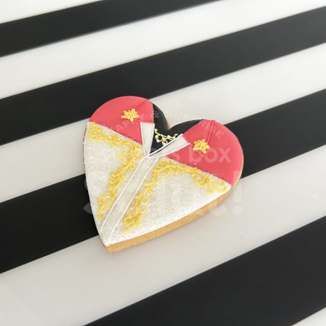 推し衣装のハート型アイシングクッキー3