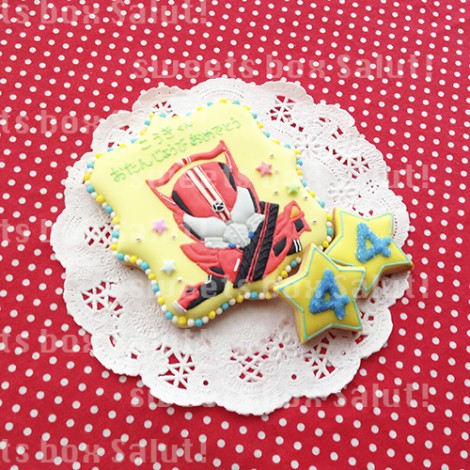 仮面ライダードライブのお誕生日用アイシングクッキー1