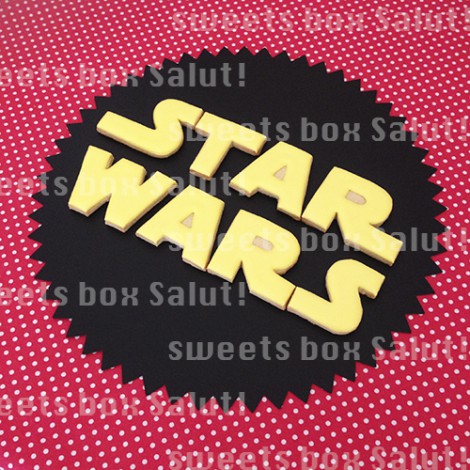 「STAR WARS」ロゴのアイシングクッキー1