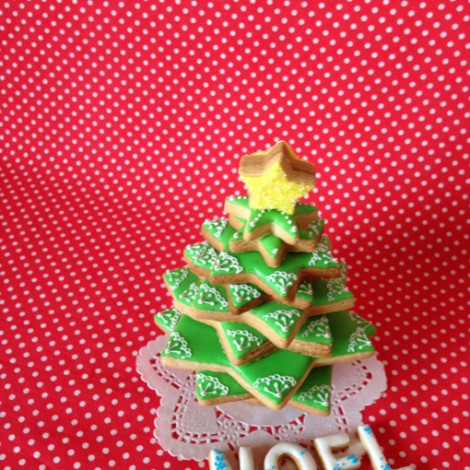 クリスマスツリーの3Dアイシングクッキー（セミ手作りセット）3